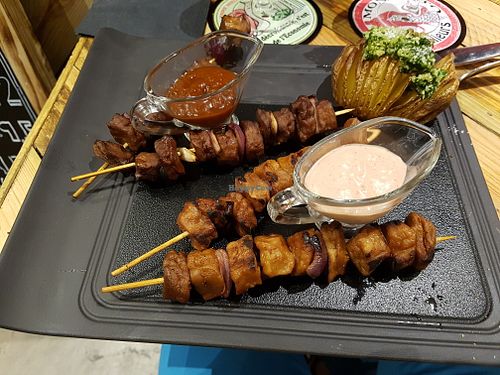 Skewers at L'Embargo in Toulouse