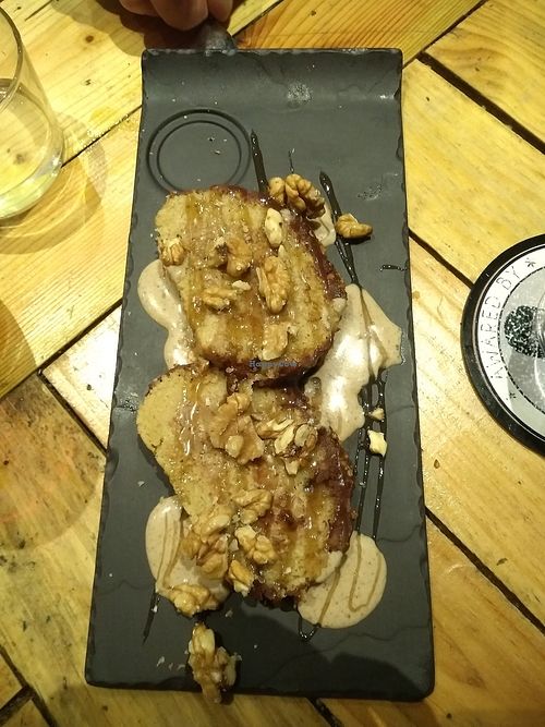 "buche" 5 euros. Kind of Yule log but not frozen at all it 2 pieces of cake with walnuts and dressing at L'Embargo in Toulouse