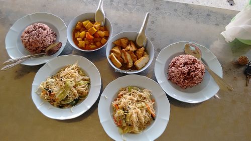 Our lunch at Raan Ahaan Jai Vegetarian Restaurant in Nakhon Phanom