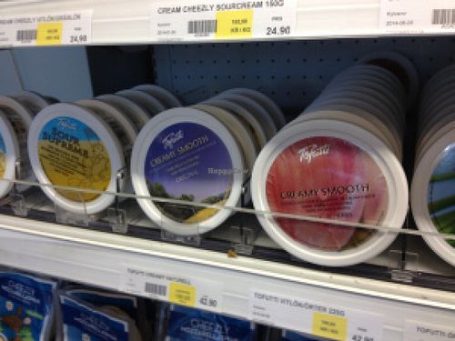 Vegan cheese cream at Astrid och Aporna in Malmo