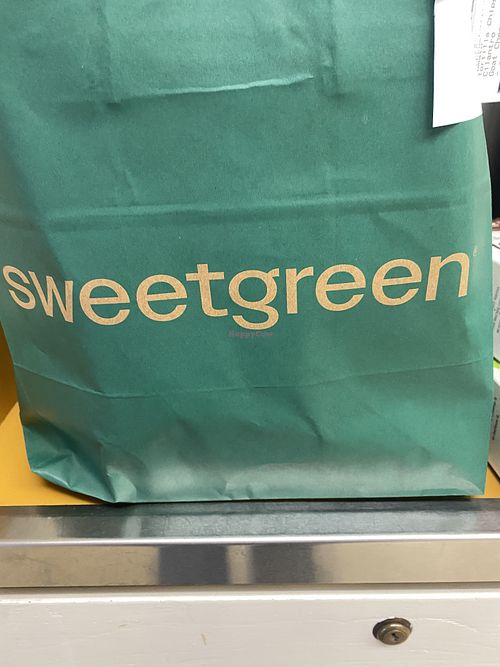 Sweetgreen Delivery   at sweetgreen in San Mateo