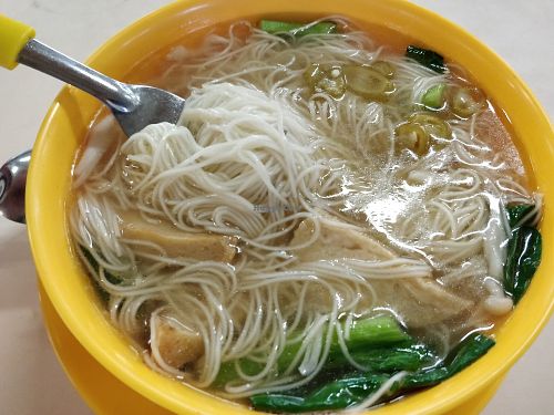 Mee suah soup at Guan Yin Vegetarian - North Bridge Rd in Central Singapore