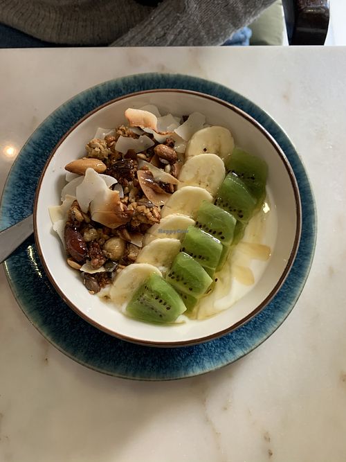 Yoghurt bowl at Frutaria in Lisbon
