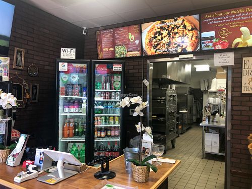 Interior  at The Thyme Pizzeria in Winnetka