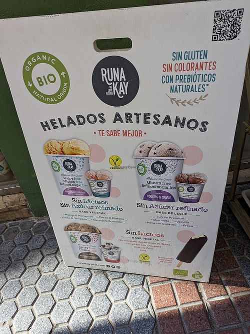Vegan ice cream at La Despensa Ecológica in Sevilla