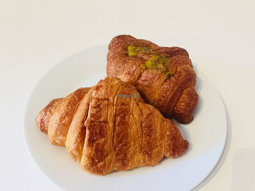 Croissants delivered 800km at A&J Bakery in Utrecht