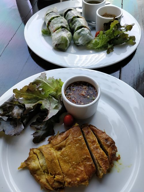 Lemongrass Chicken and fresh spring rolls at I Food in Bangkok