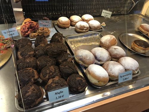 vegan donuts at PiranArt Sameja in Ljubljana