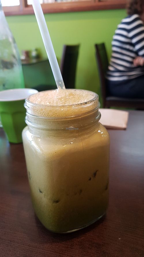 Mixed juice at Scrumptious on Summer in Orange