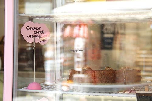 Vegan carrot cake.  at Yummy Helados in Malaga