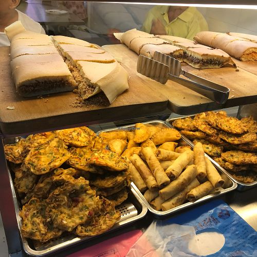 buffet spread at Tanaka Vegetarian 田中素食 - Choa Chu Kang in West Singapore