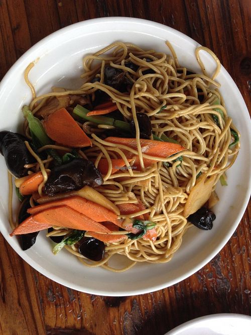 fried noodles at Ji Ming Temple Vegetarian Diet in Nanjing
