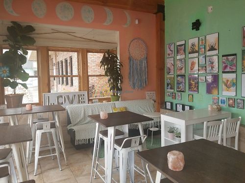 Inside at Soulshine in San Diego