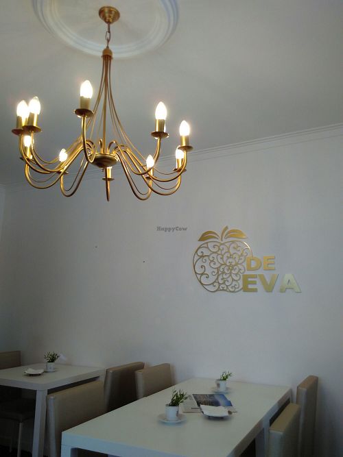 Interior decor at Maçã de Eva in Viana Do Castelo