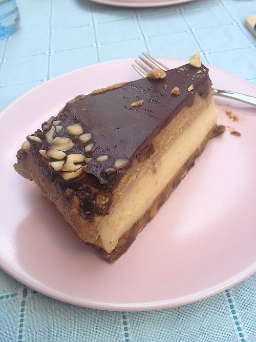 Snickers style vegan chocolate & peanut cake at Bez Lukru in Wroclaw