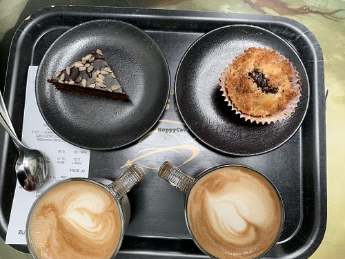 Oat latte and vegan slices at Cafe Sirius in Gothenburg