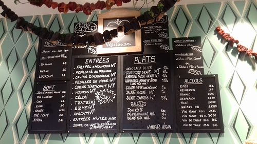 the menu at Restaurant Vege in Paris