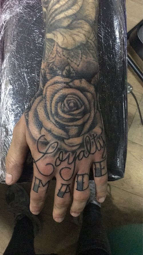 Shadow work at The Lucky Sailor Tattoo in Lloret De Mar