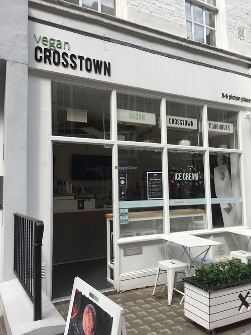 outside at Crosstown Doughnuts Vegan in London