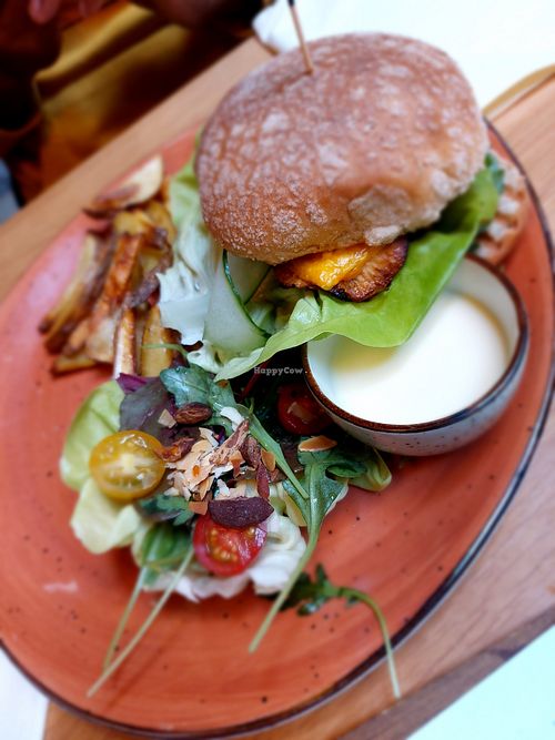 Burger bur don't know the name anymore at Bhalu in Nijmegen