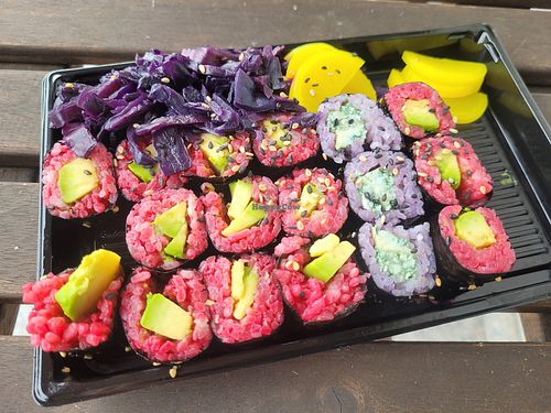 Pink Avocado Maki & Happy Cheeze Maki at Kimbap Spot in Bochum