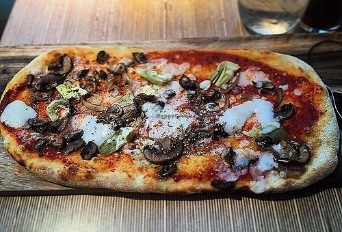 Vegan cheese pizza - you get to choose your own toppings at ASK Italian in Sutton Coldfield