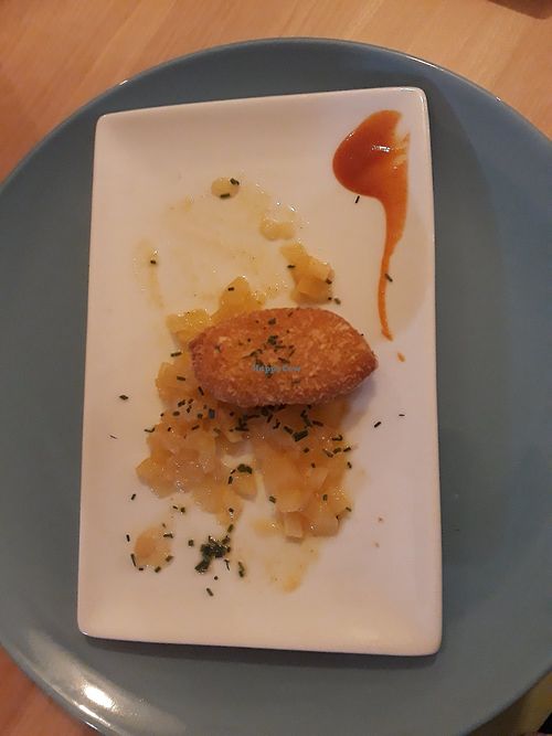 Croquetas at La Voladora in Alicante