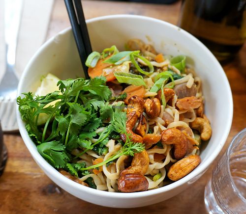 Pad Thai w/Konjac noodles at Les Bols d'Antoine in Paris