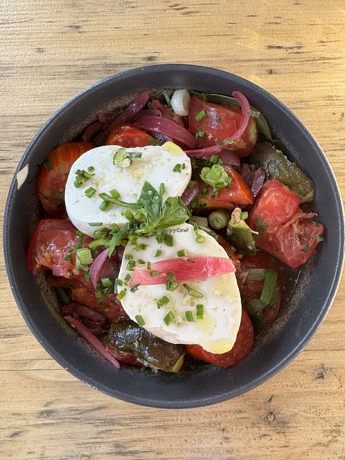 Mozzarella, heirloom tomato, spinach salad  at Les Bols d'Antoine in Paris