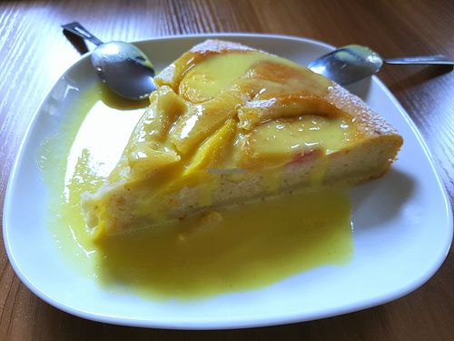 Peach pie with cream at The Wild Note in Bordeaux