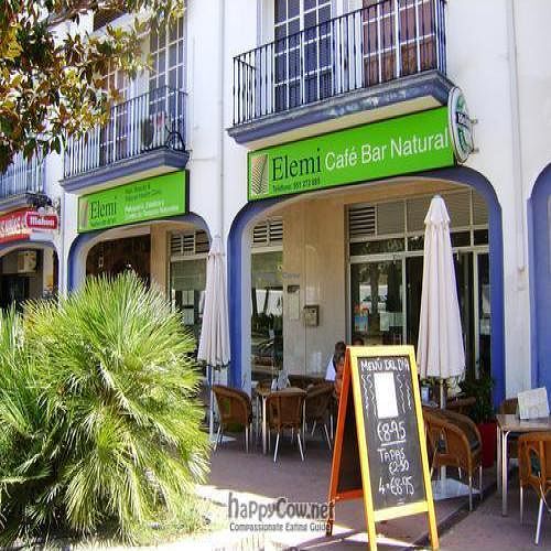 Elemi Cafe with their beauty salon next door at Elemi Cafe Bar Bistro Vegetariano in Estepona