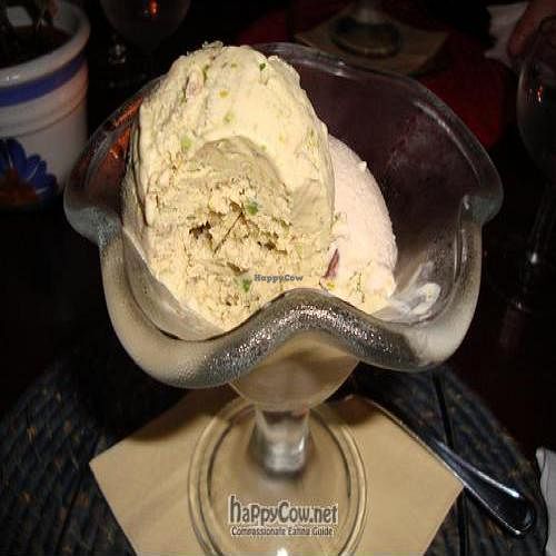 Vegan ice cream *amazing* at Haiku in Catania