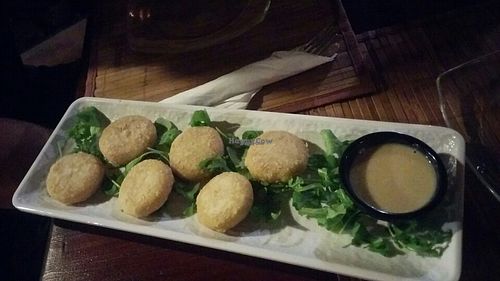 fallafels + hommous at Haiku in Catania