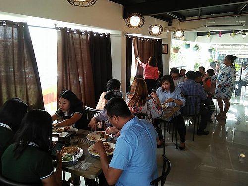 cozy place to dine at Planet Vegis - ParkMall in Cebu
