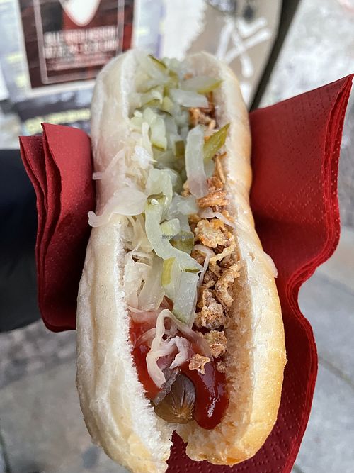 Seitan Hot-Dog  at Lazy Dog in Leipzig