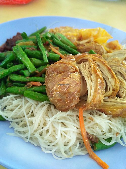 Vegetarian Bee Hoon Set at Lei Yin Vegetarian 雷音素食 in East Singapore