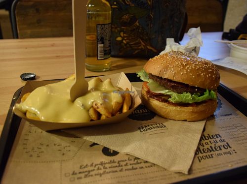 Yummy burger and fries with cheese :) at Hank Cuisine Végétale in Lyon