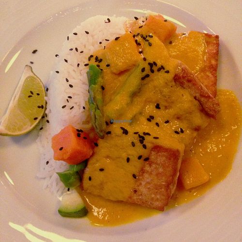 vege curry with tofu - specially made without onion or garlic at Bon Lloc in Mallorca