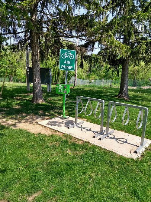 Merritt Island air for bikes at The Vegan Hippie Chick in Welland