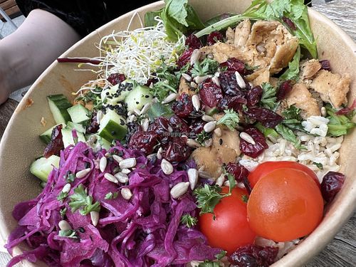 bowl vegan  at Nährstoff-Reich in Bochum