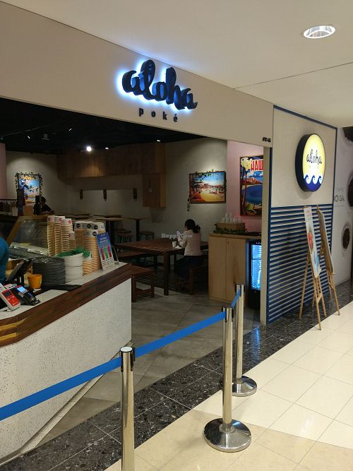 Quiet at Aloha Poke - Citylink Mall in Central Singapore