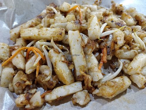 White carrot cake without eggs at Sheng Xian Vegetarian Stall in West Singapore