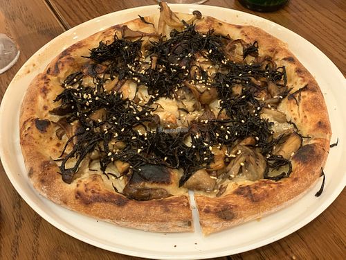 “Wisdom of Japan” pizza (mushroom and seaweed) at Premarché Alternative Diner in Kyoto