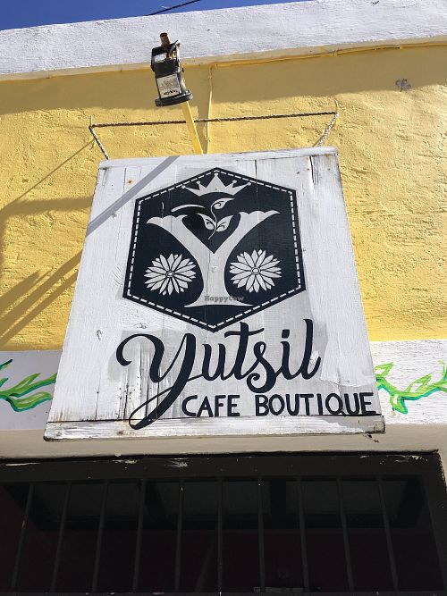 Streetsign at Yutsil Cafe Boutique in Valladolid