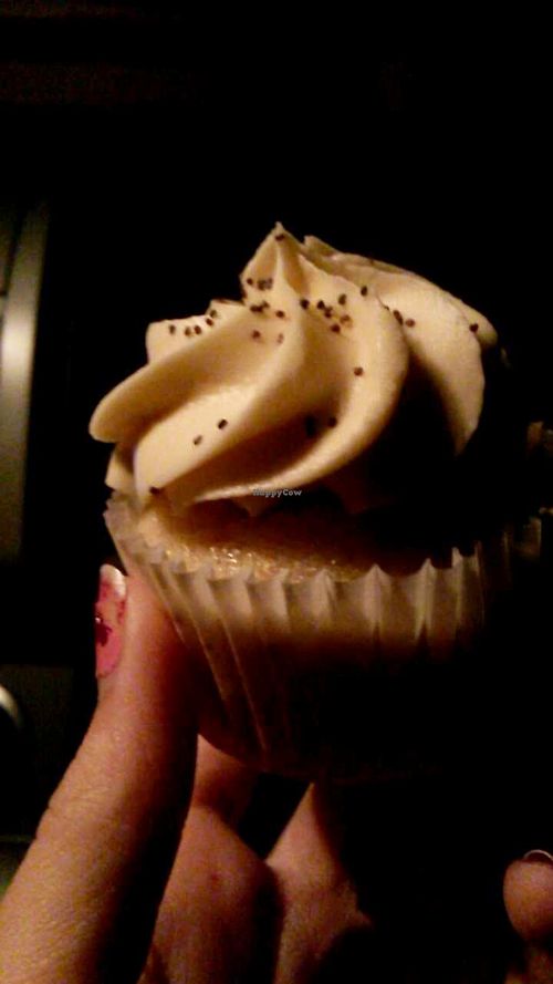 Lemon poppyseed cupcake at Flore in Los Angeles