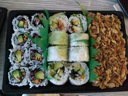 3 different vegetarian rolls at Oza Sushi in Cannes