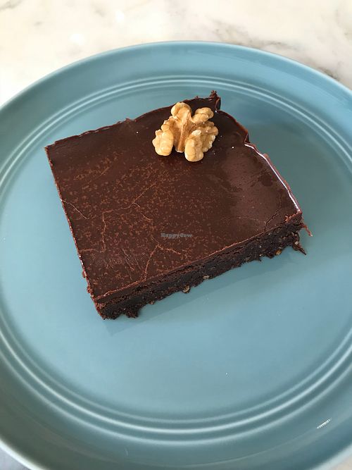 Raw Brownie  at PO Juicery in Istanbul