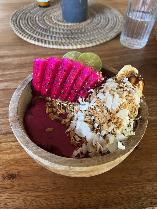 Namnam Bowl  at Pituq Cafe in 