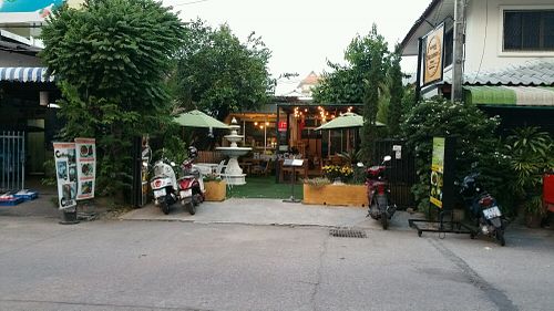 street front at Massaman House in Chiang Mai
