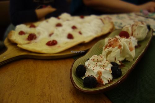 D25 Raspberry (vegan) (with vegan vanilla cream, raspberries, vegan whipped cream, coconut slices, and vegan ice-cream) at Flammerie Alt-Saarbrücken in Saarbrucken